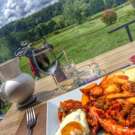 Helios - Golf 2* Сали-де-Беарн